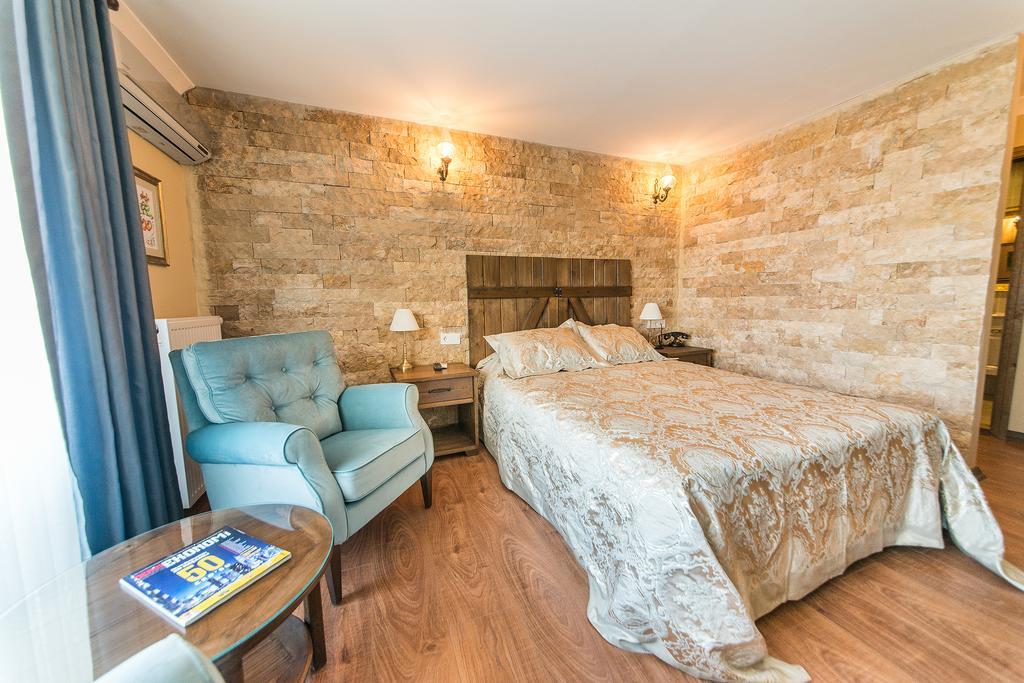 Edahan Hotel Biga Pokoj fotografie